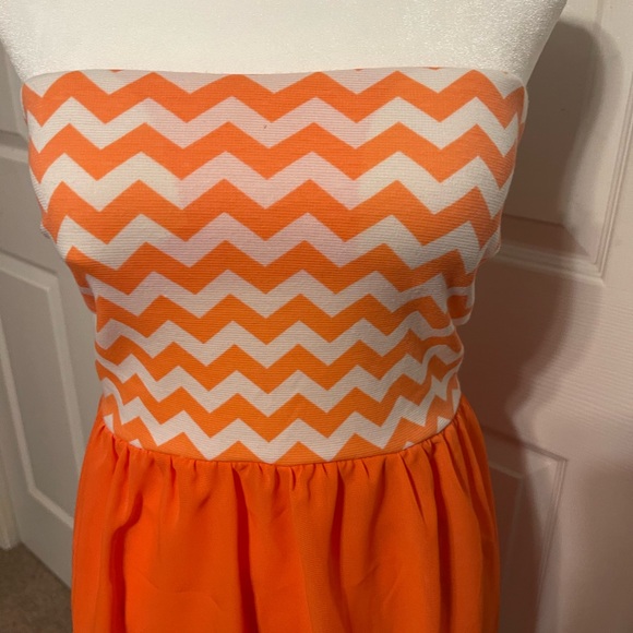 Women’s dress - Picture 4 of 6